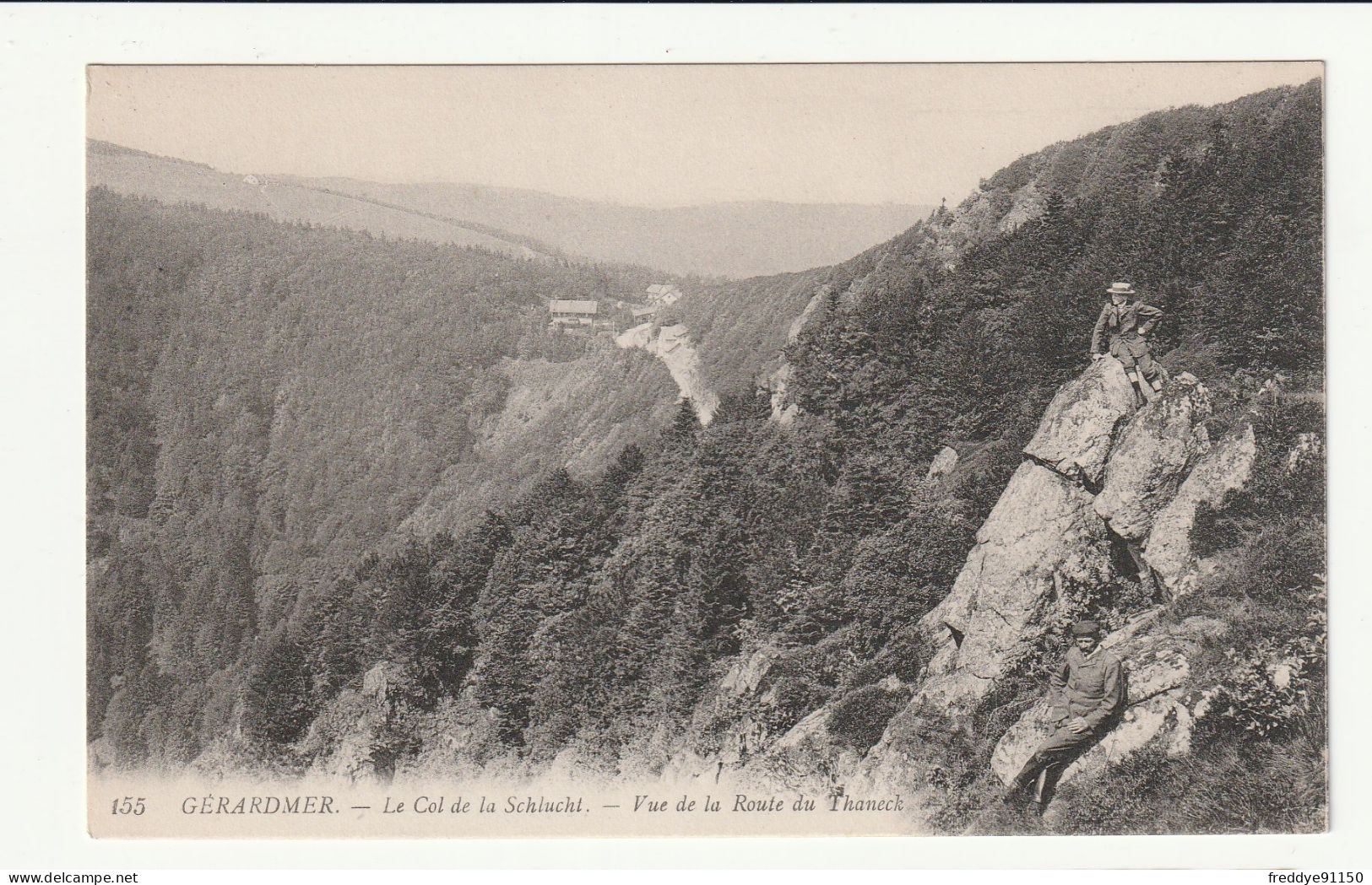 88 . GERARDMER . Le Col De La Schlucht . Vue De La Route Du Thaneck - Gerardmer