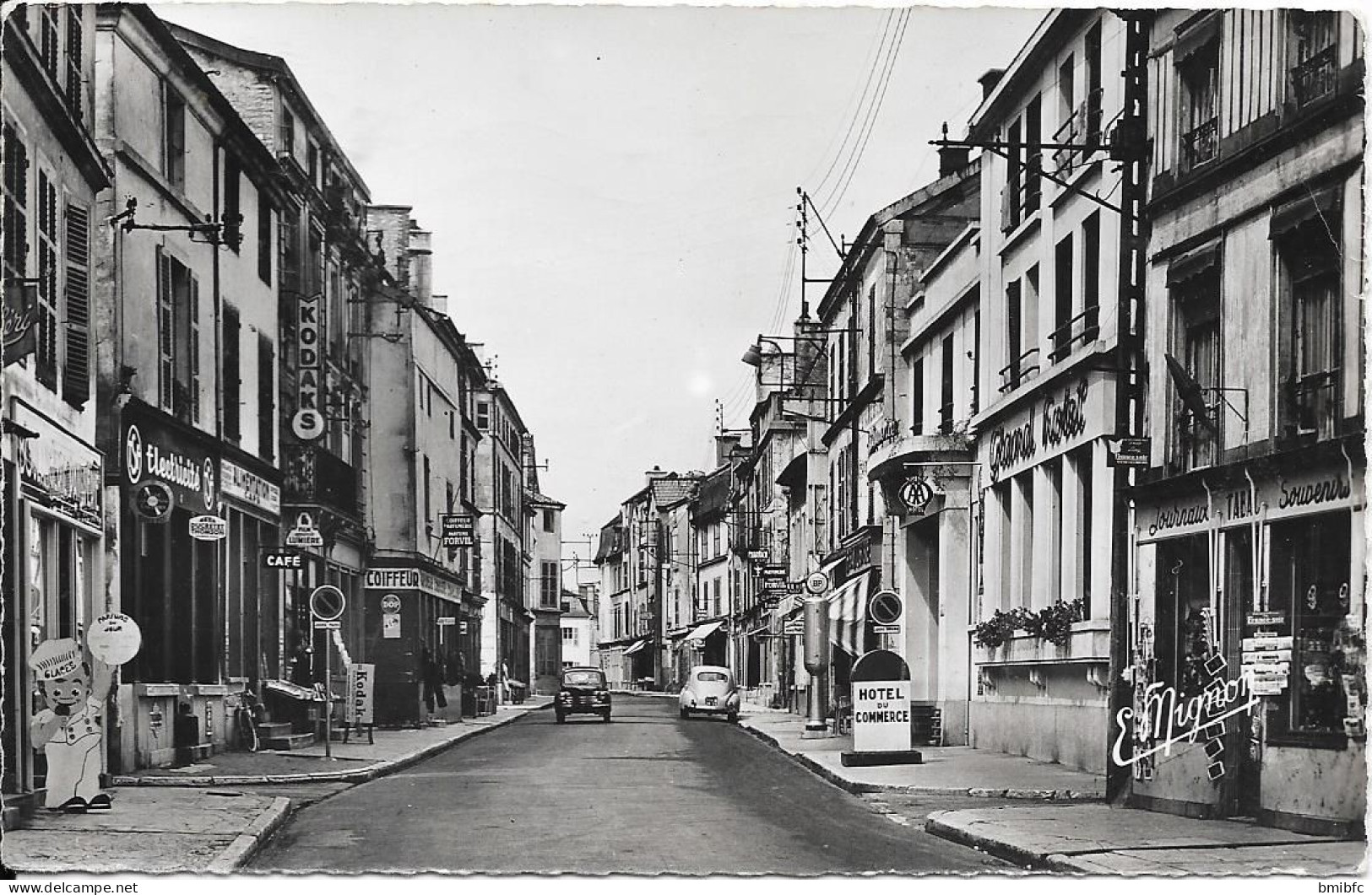 BAR-sur-AUBE - Rue Nationale - Bar-sur-Aube