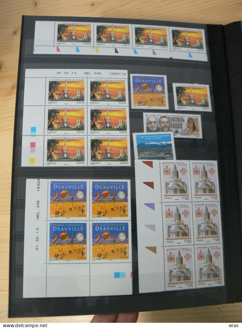 FRANCE - Album de timbres et feuillets années 2010 à 2014 neufs ** en multiples - Faciale : + 1000 €