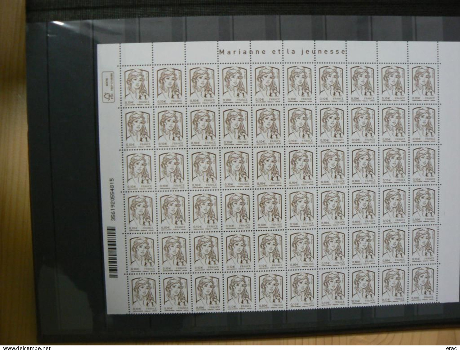 FRANCE - Album de timbres et feuillets années 2010 à 2014 neufs ** en multiples - Faciale : + 1000 €