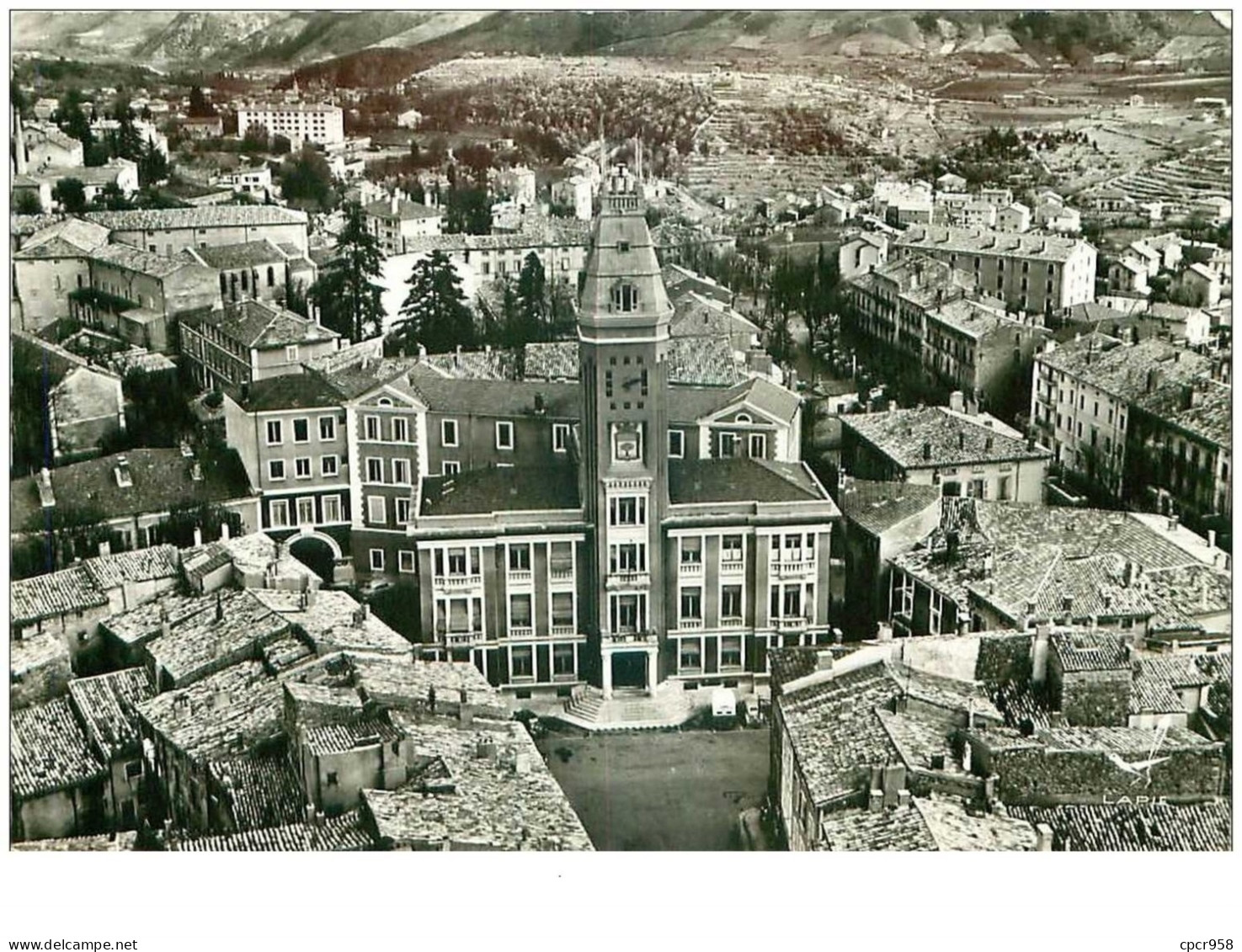 07.PRIVAS.n°24567.HOTEL DE VILLE VUE DE FACE.CPSM - Privas