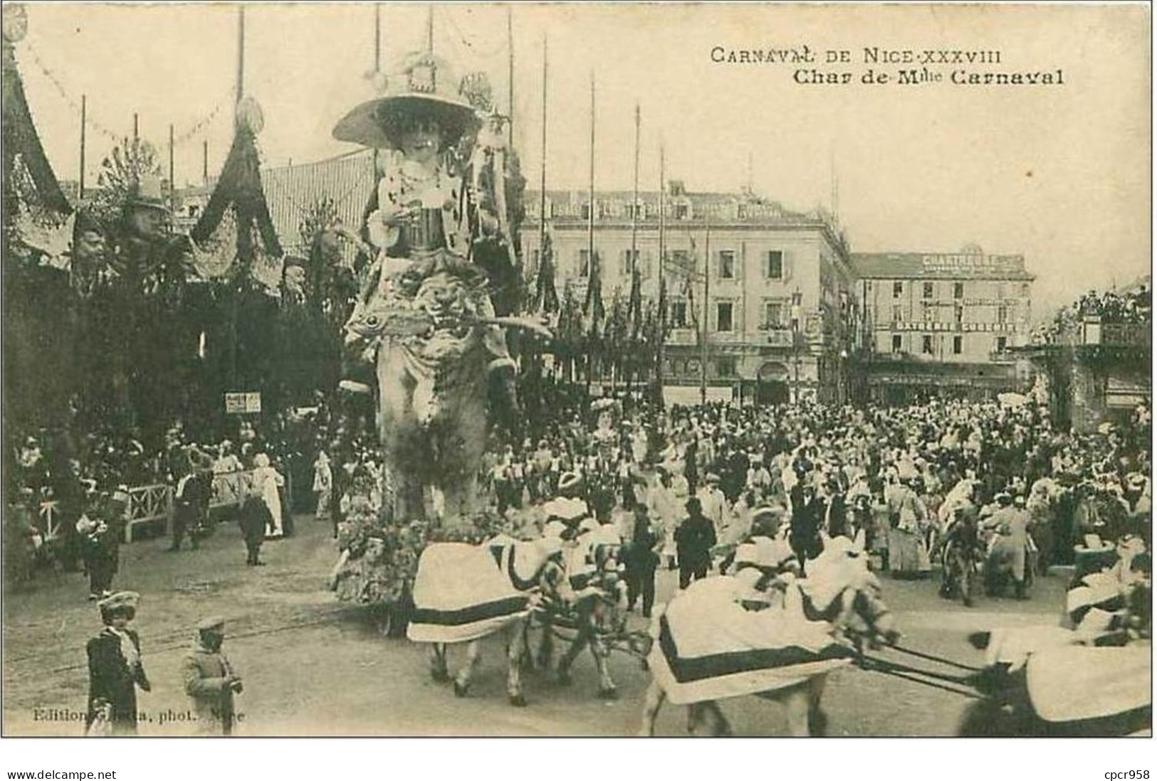 06.NICE.CARNAVAL DE NICE.CHAR DE Mme CARNAVAL - Karneval