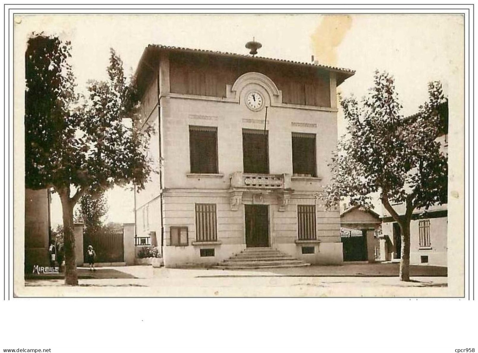 13.ROGNAC.LA MAIRIE ET LESS ECOLES.TACHE - Autres & Non Classés