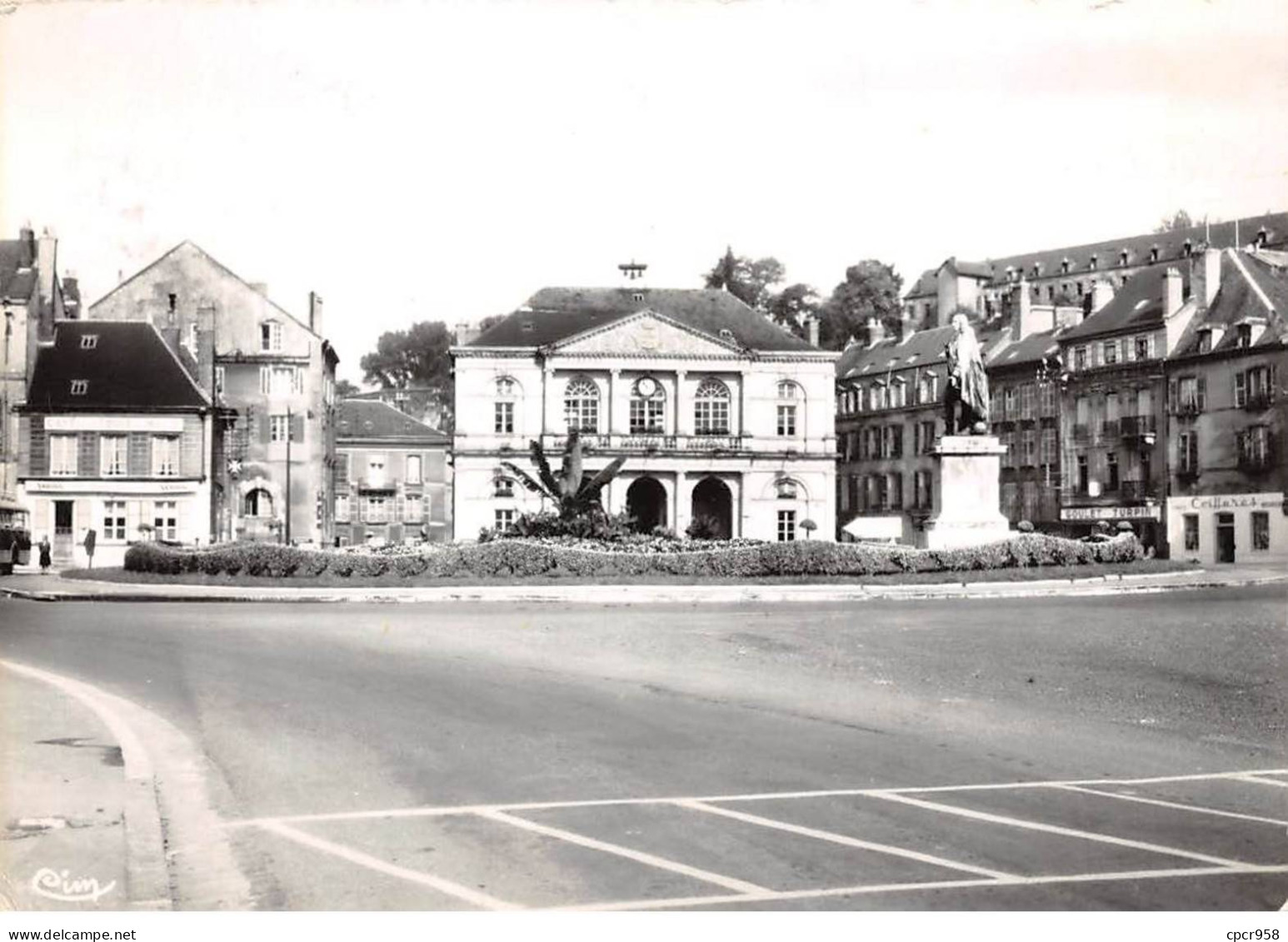 08 - SEDAN - SAN23284 - Place Turenne - CPSM 15X10,5 Cm - Sedan