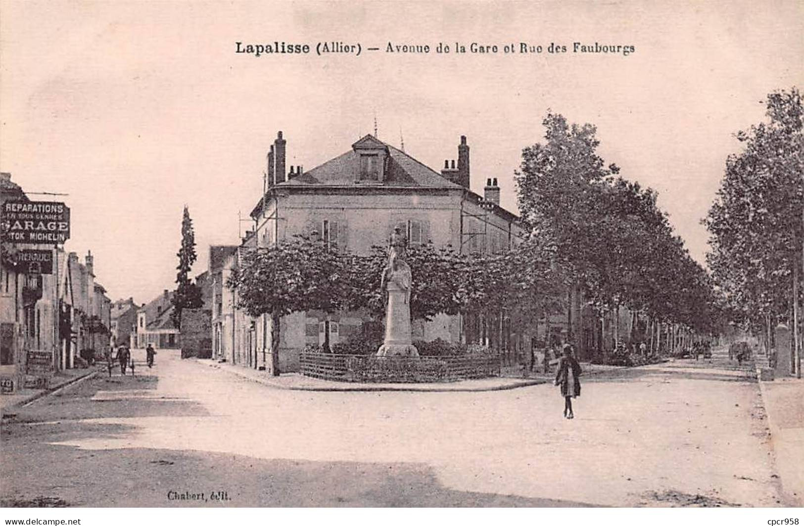 03 - LAPALISSE - SAN32865 - Avenue De La Gare Et Rue Des Faubourgs - Lapalisse