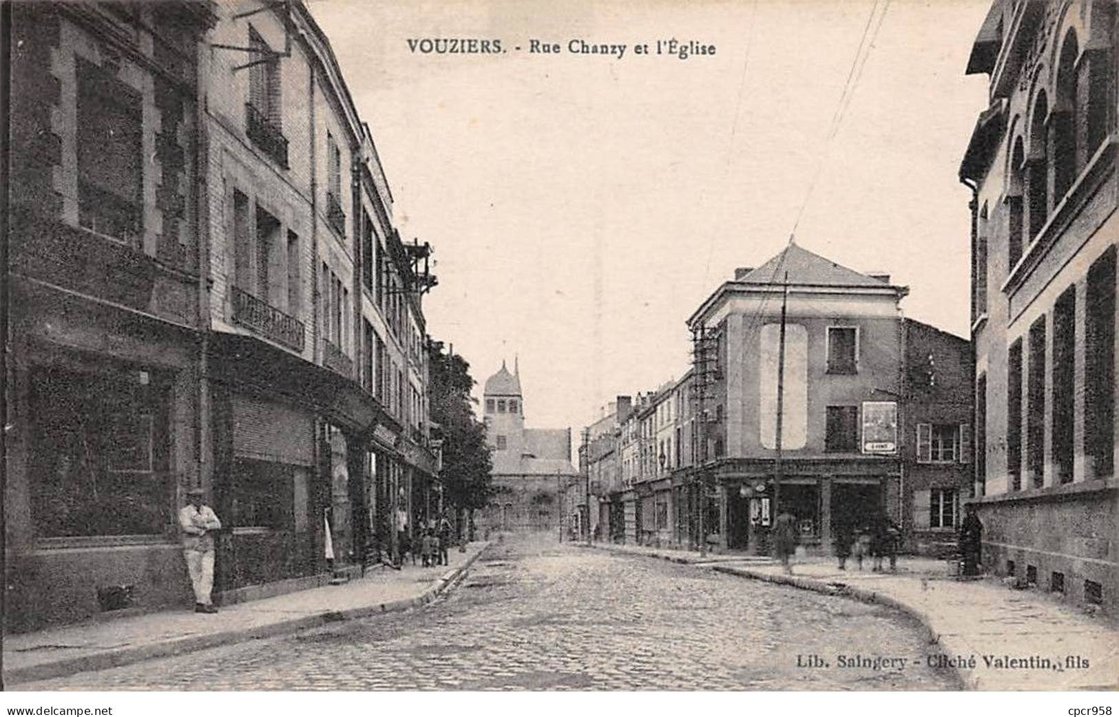 08 - VOUZIERS - SAN39767 - Rue De Chanzy Et L'Eglise - Vouziers