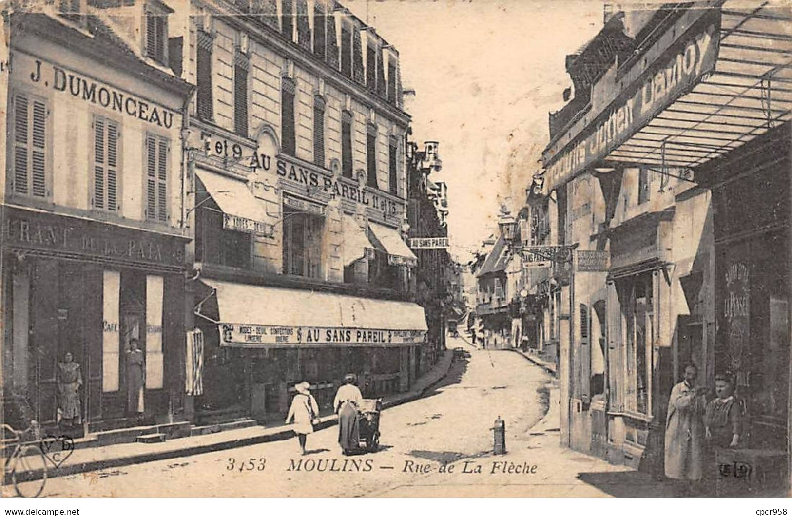 03 - MOULINS - SAN57880 - Rue De La Flèche - Moulins