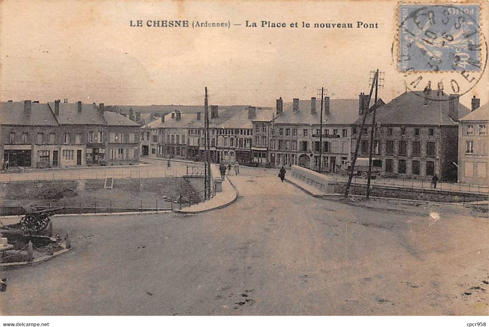 08 - LE CHESNE - SAN66465 - La Place Et Le Nouveau Pont - Le Chesne