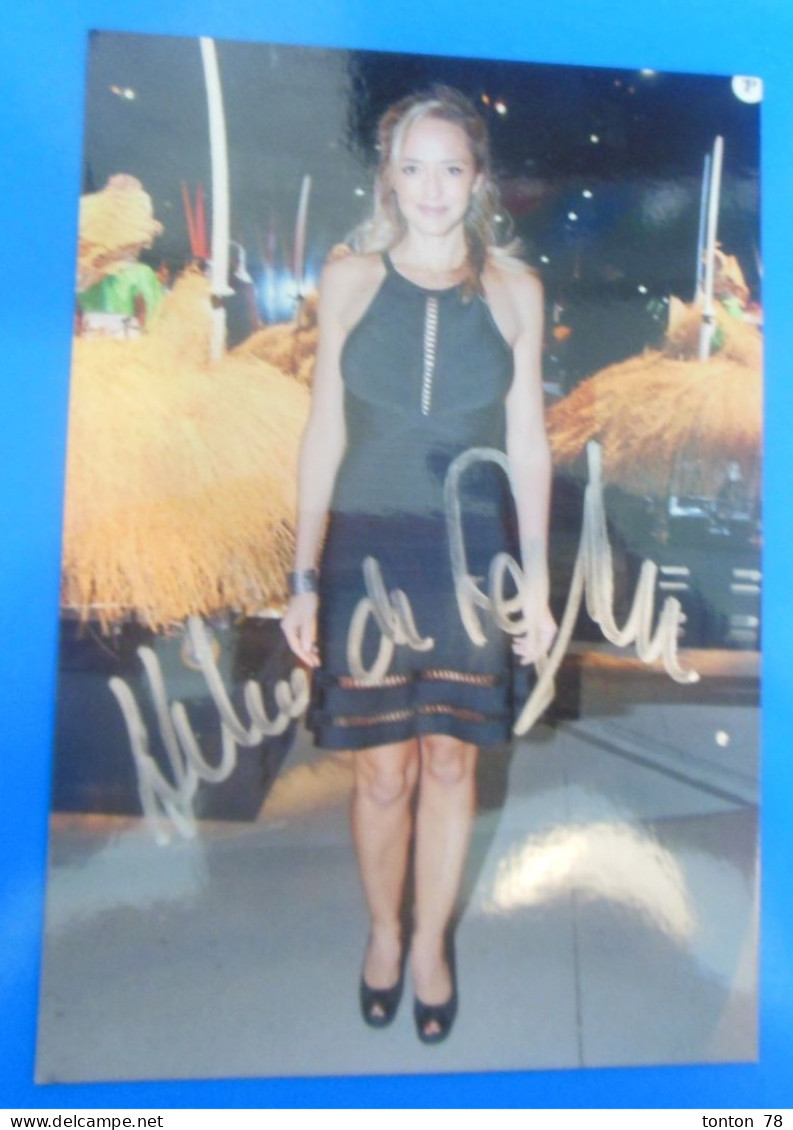 AUTOGRAPHE DE HELENE DE FOUGEROLLES SUR PHOTO - Actores Y Comediantes 