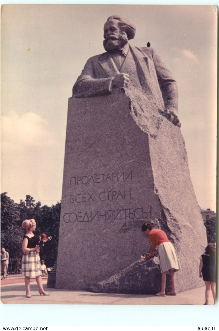 Russie - Russia - Moscow - Moskau - Moscou - Monument à Karl Marx - Karl Marx Denkmal - état - Russia