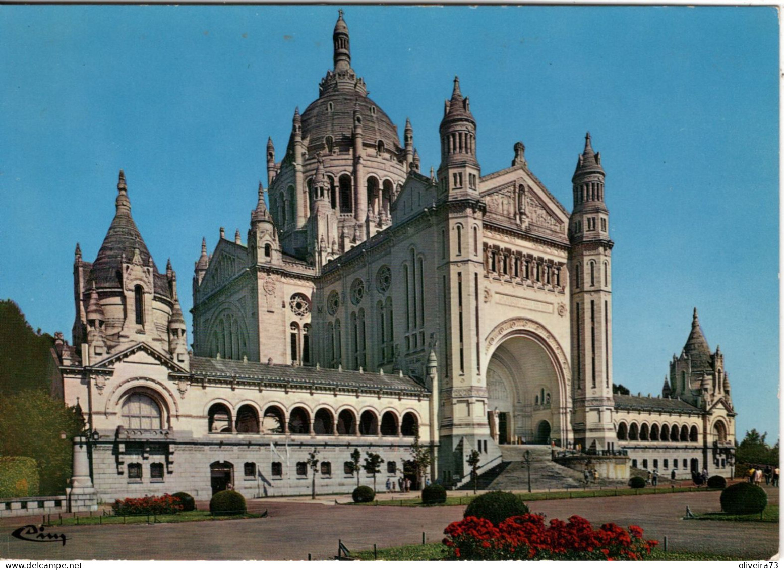 LISIEUX - La Basilique Ste-Thérèse De L'Enfant Jésus - Lisieux