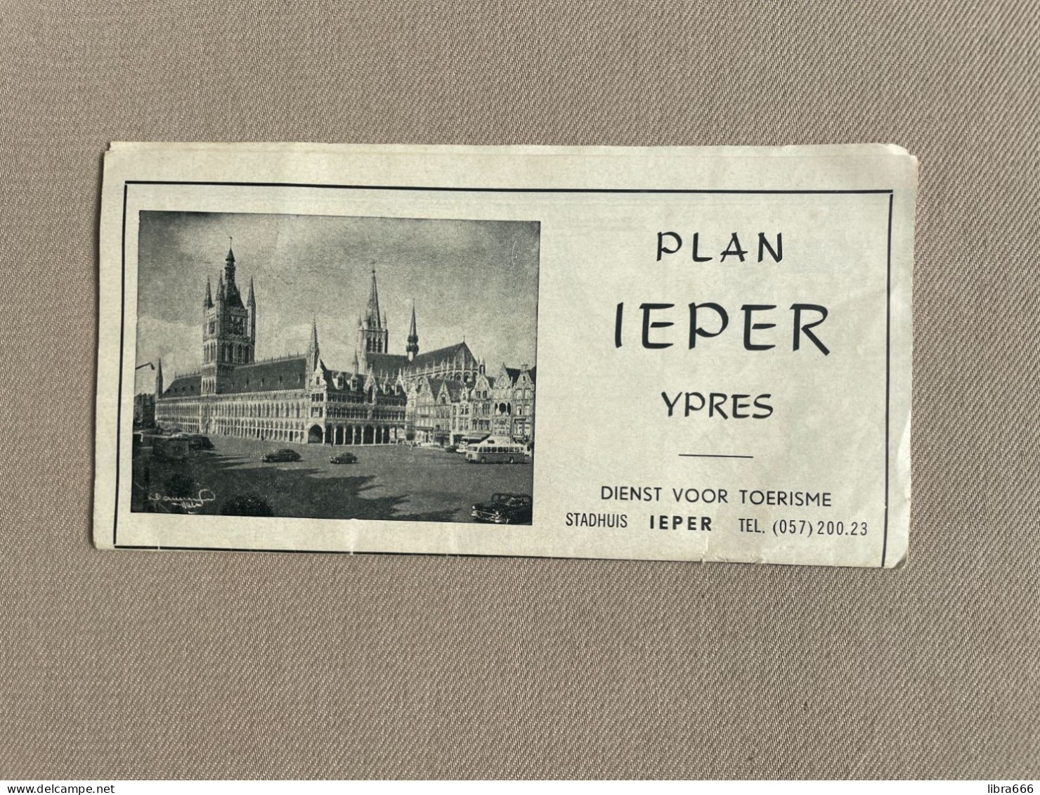 PLAN - IEPER / YPRES - Dienst Voor Toerisme - Druk A. Dejonghe - 55 X 40 Cm. - Autres & Non Classés