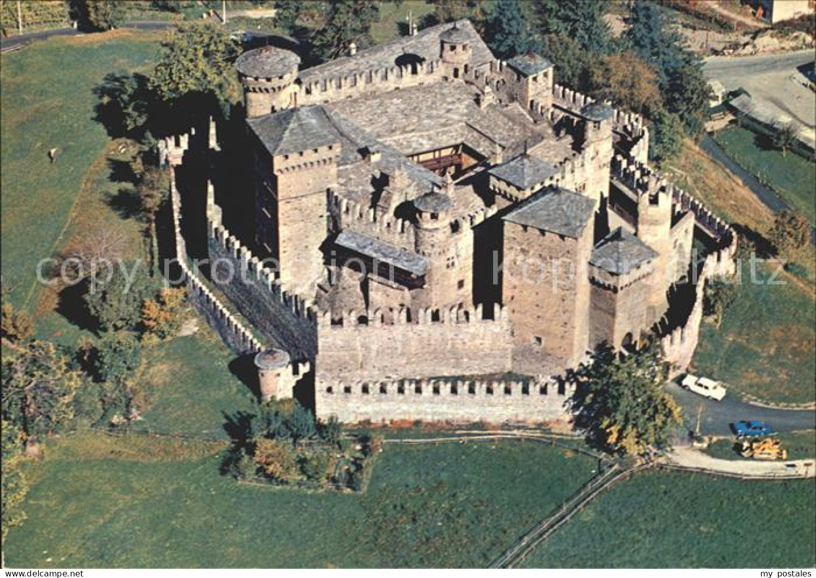 72223877 Valle D Aosta Fliegeraufnahme Castello  - Other & Unclassified