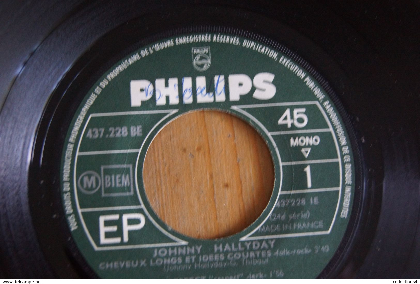 JOHNNY HALLYDAY CHEVEUX LONGS ET IDEES COUTES    EP 1966 VARIANTE - 45 Rpm - Maxi-Singles