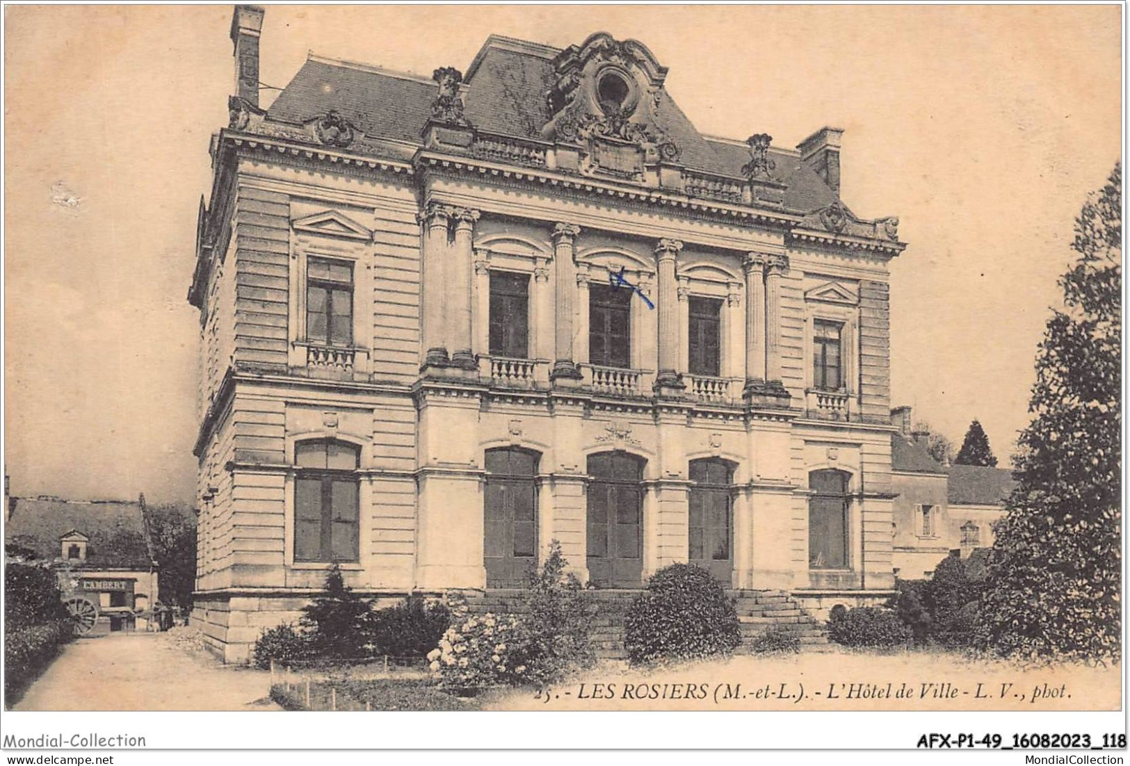 AFXP1-49-0060 - LES ROSIERS - L'hotel De Ville - Saumur