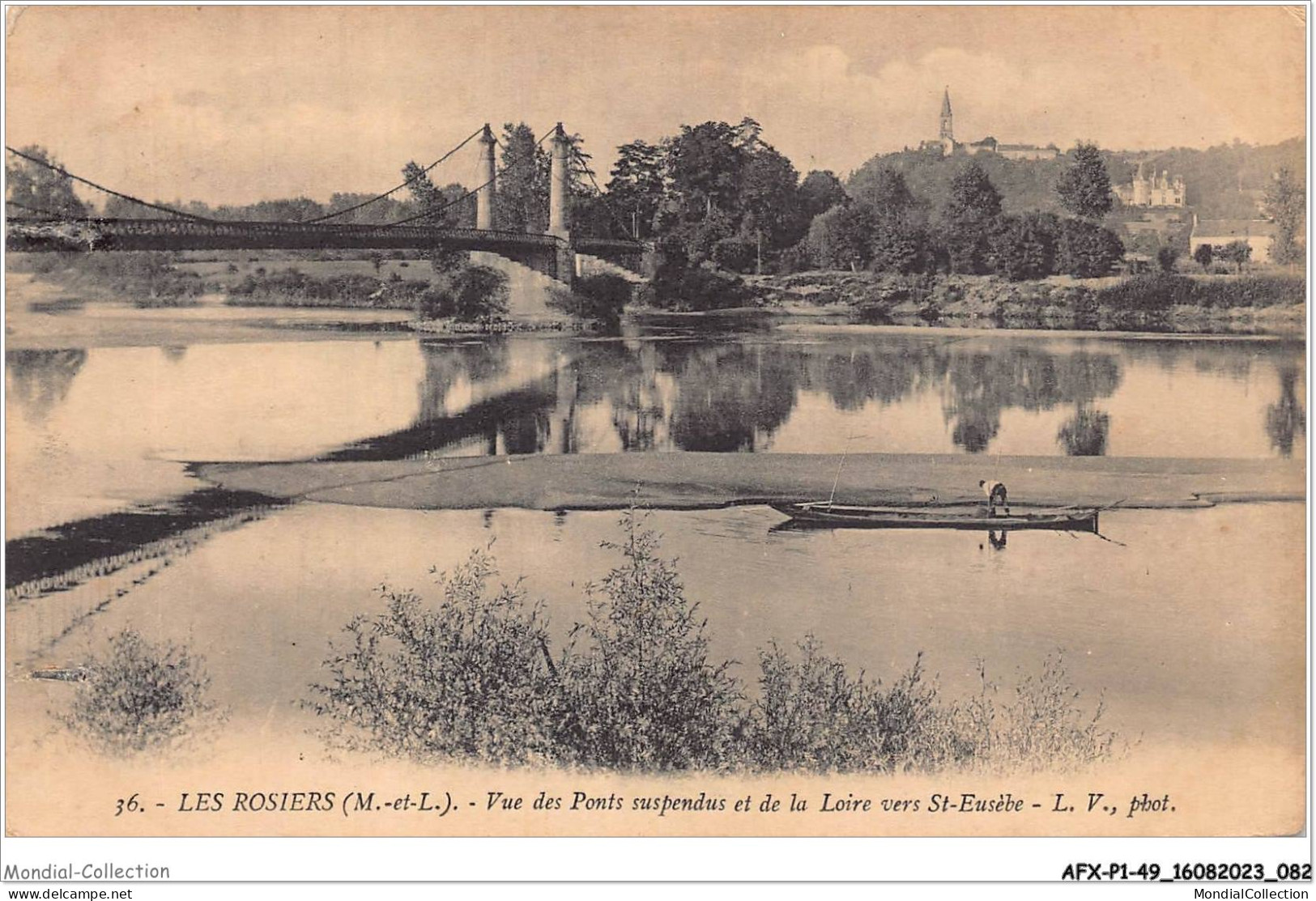 AFXP1-49-0042 - LES ROSIERS - Vue Des Ponts Suspendus Et De La Loire Vers St-Eusebe - Saumur