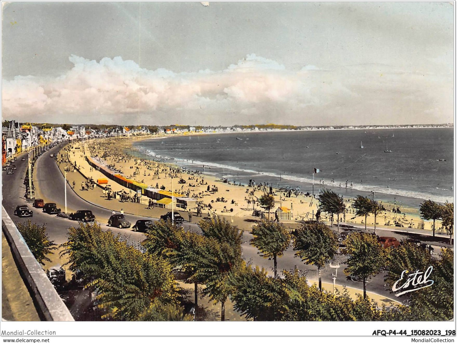 AFQP4-44-0419 - LA BAULE - La Plage Et Le Remblai Vus Du Casino  - La Baule-Escoublac