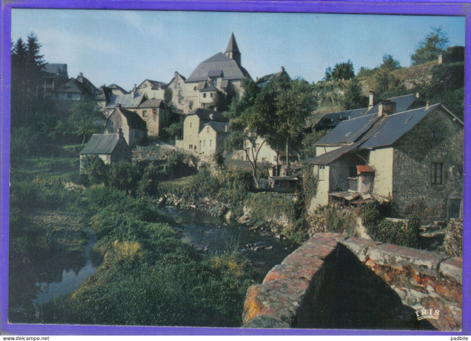 Carte Postale 19. Treignac  Intérieur De L'église Très Beau Plan - Treignac