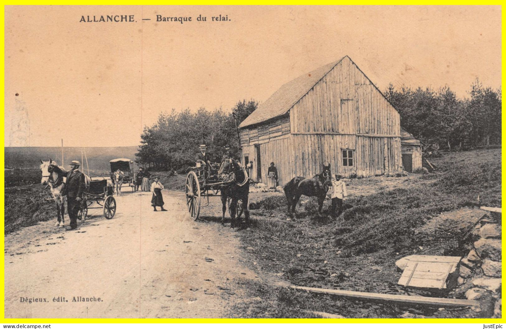 15 / ALLANCHE # Attelage #  Barraque Du Relai. Dègieux, édit. Allanche - CPA - Allanche