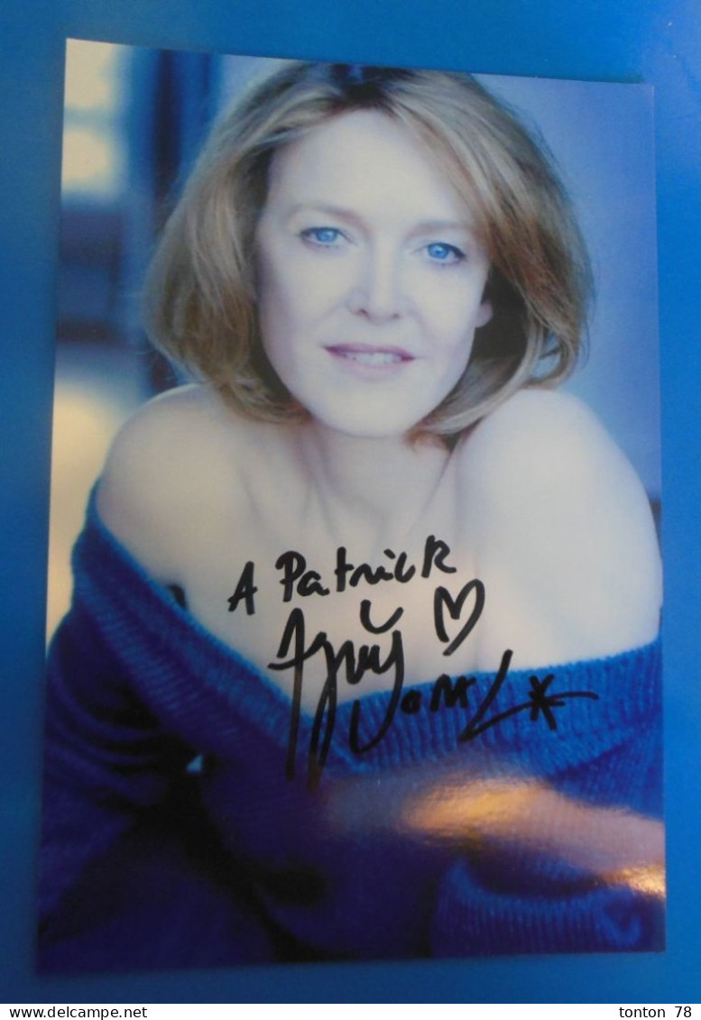 AUTOGRAPHE DE AGNES SORAL SUR PHOTO - Acteurs & Comédiens