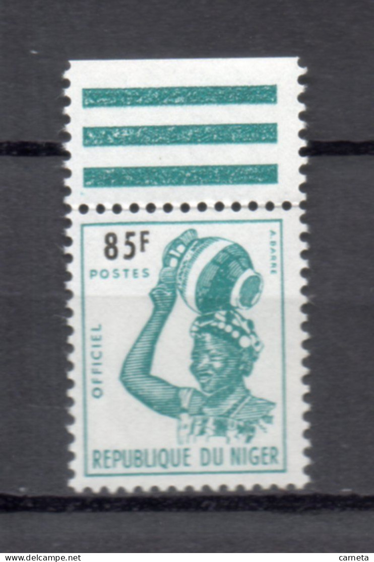 NIGER  SERVICE   N° 10     NEUF SANS CHARNIERE  COTE 1.20€    JEUNE FILLE GJERMA - Niger (1960-...)