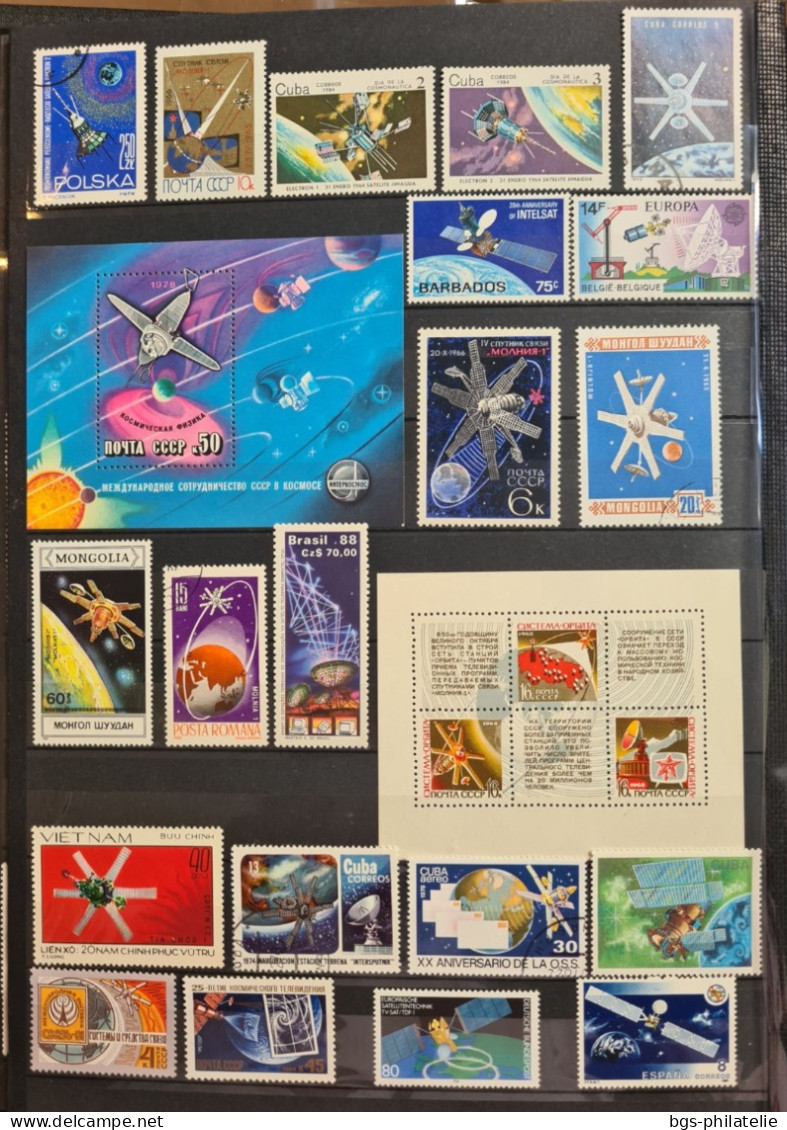 Collection de timbres sur le thème de l'espace.