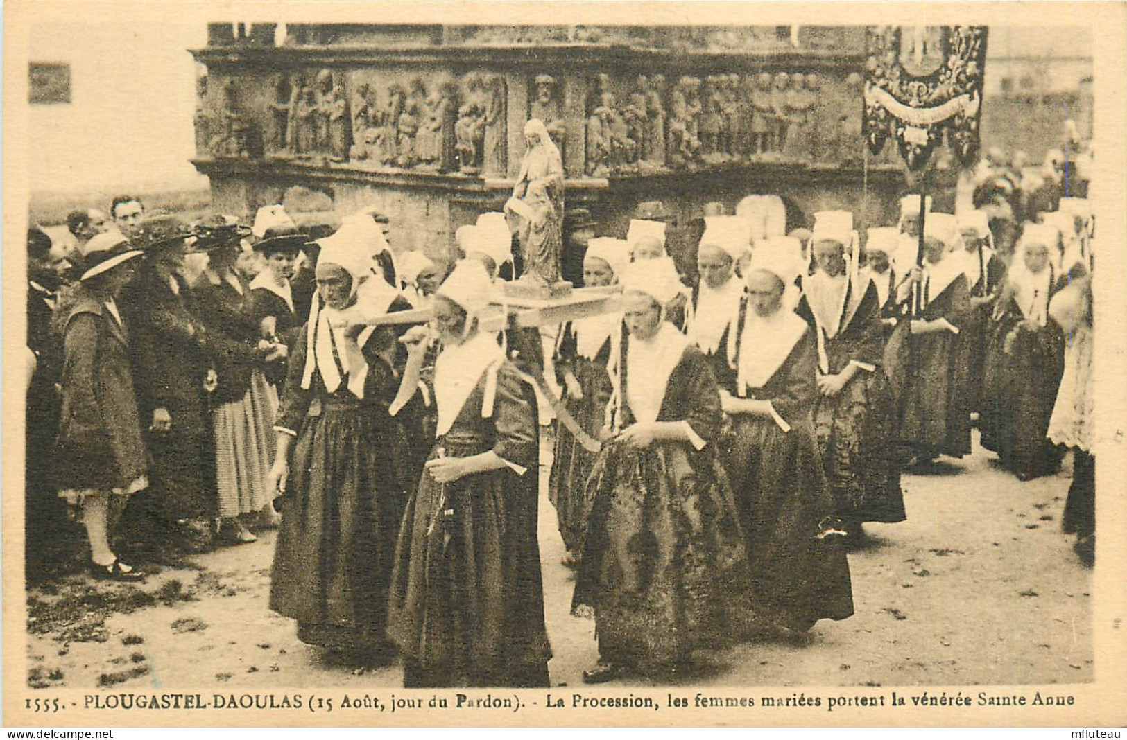 29* PLOUGASTEL DAOULAS    Procession – Femmes Mariees       RL40,0515 - Autres & Non Classés
