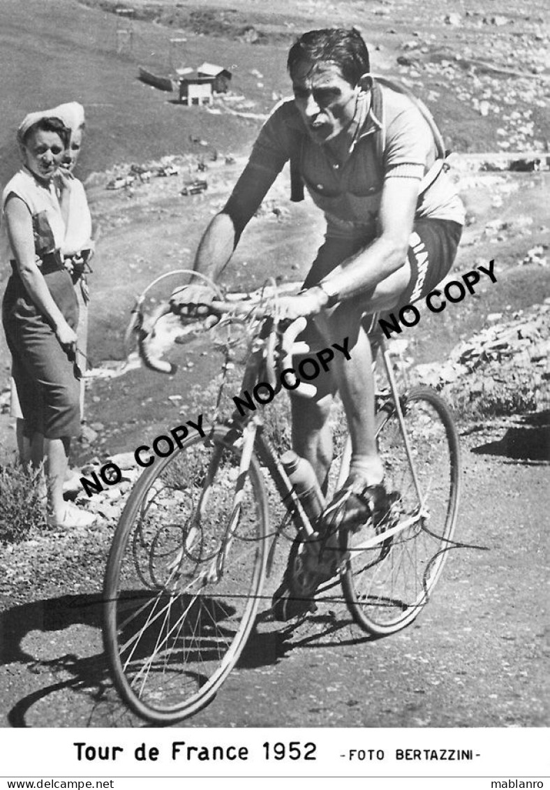 PHOTO CYCLISME REENFORCE GRAND QUALITÉ ( NO CARTE ), FAUSTO COPPI 1952 - Radsport
