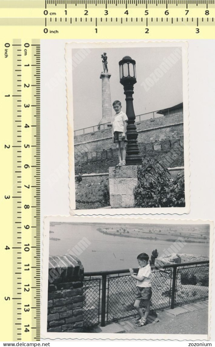 REAL PHOTO Beograd Kalemegdan, Boy In Park, Pobednik, Usce, SERBIA, 2 Old Photos - Mestieri