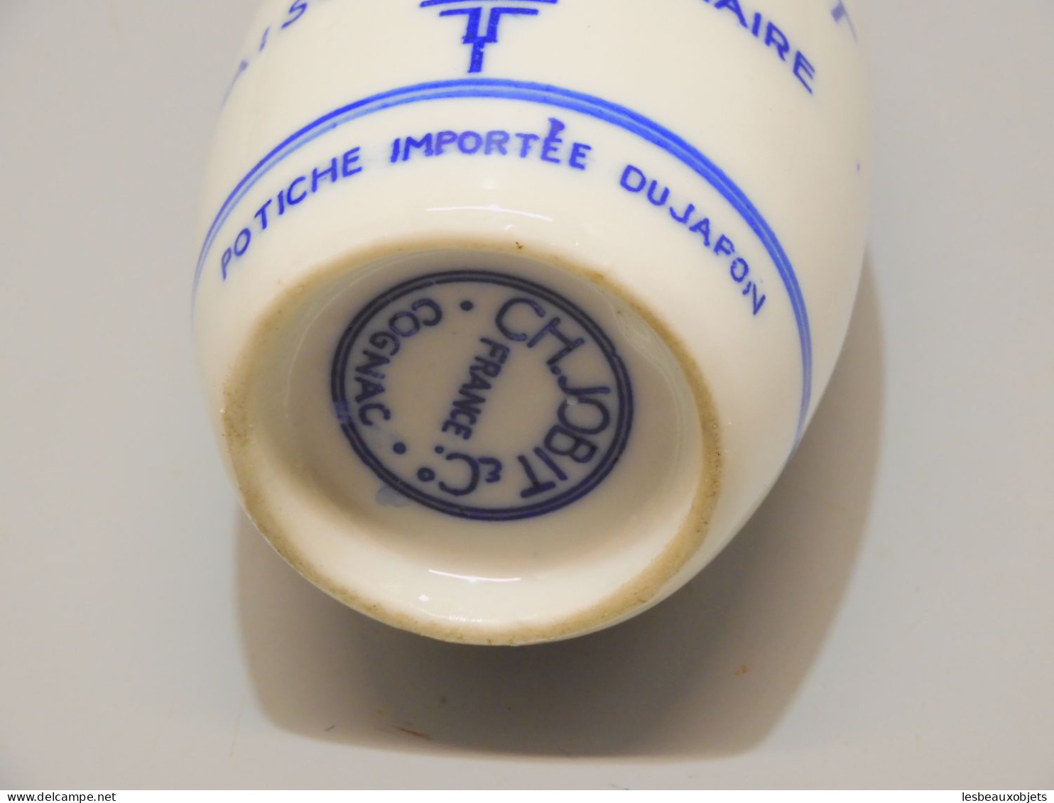 -RARE BOUTEILLE COGNAC JOBIT POTICHE Importée DU JAPON PORCELAINE BLANC/BLEU    E