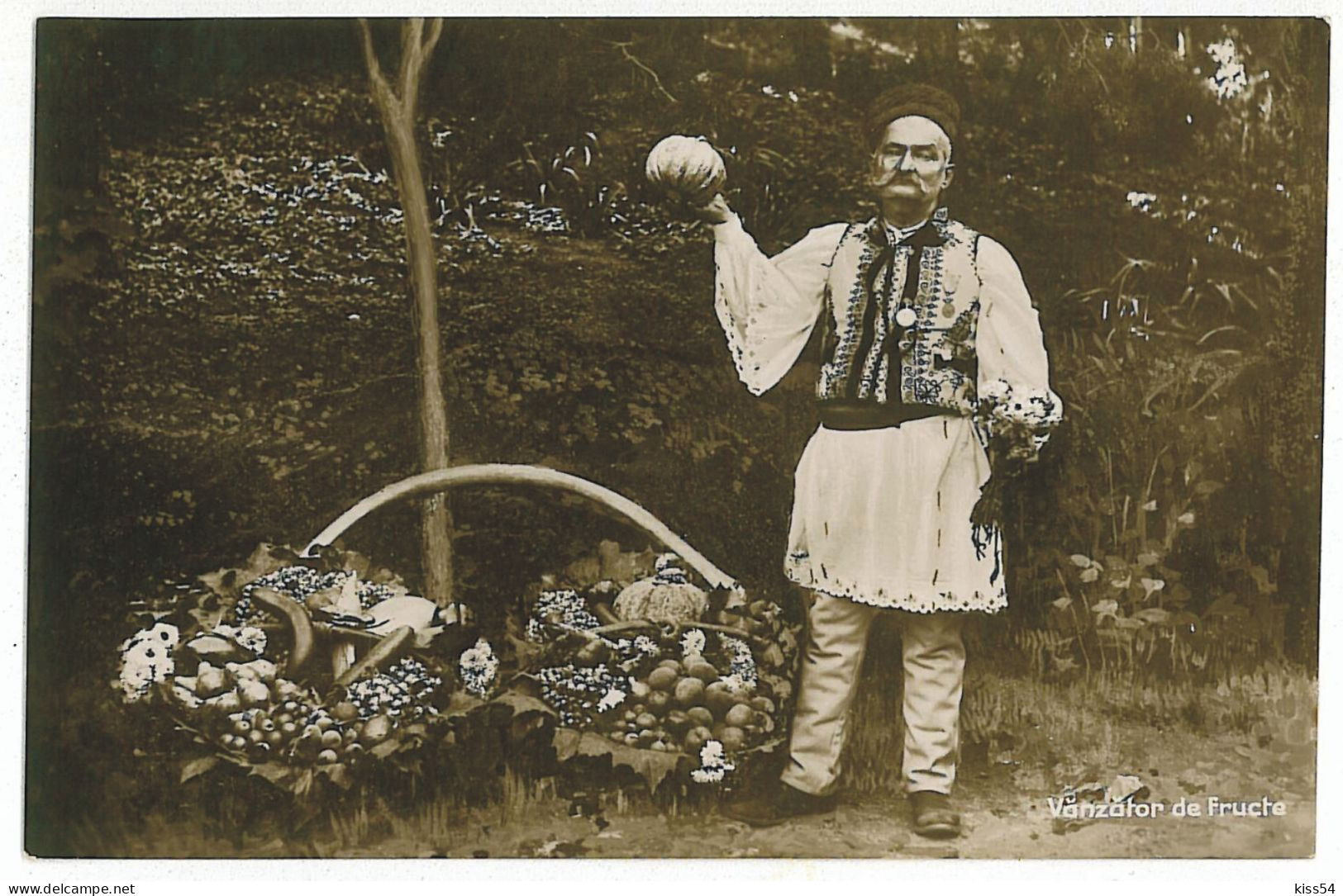 RO 97 - 5648 Vegetable SELLER, Ethnic, Romania - Old Postcard - Unused - Romania