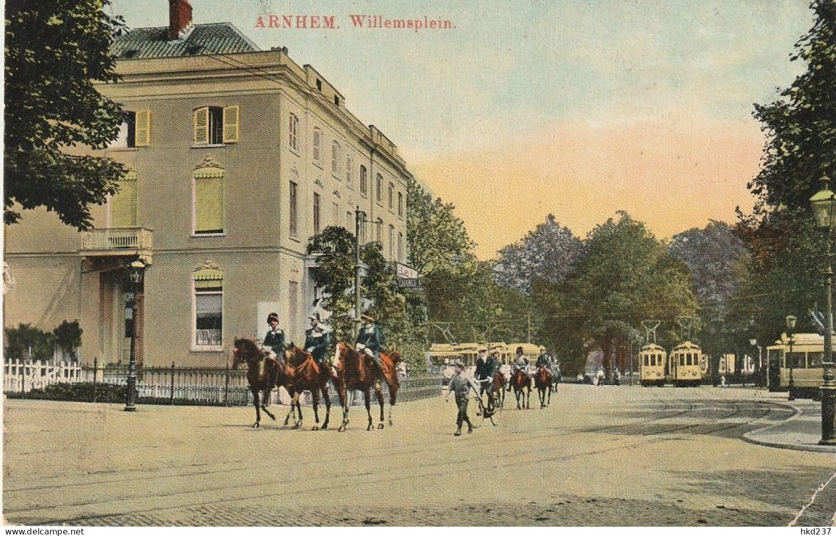 Arnhem Willemsplein Trams Militairen Te Paard    4266 - Arnhem