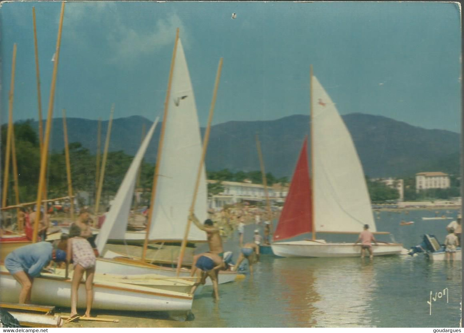 Cavalaire - La Plage Et Le Massif Des Maures - Flamme De "Toulon Musées De La Marine" 1961 - (P) - Comps-sur-Artuby