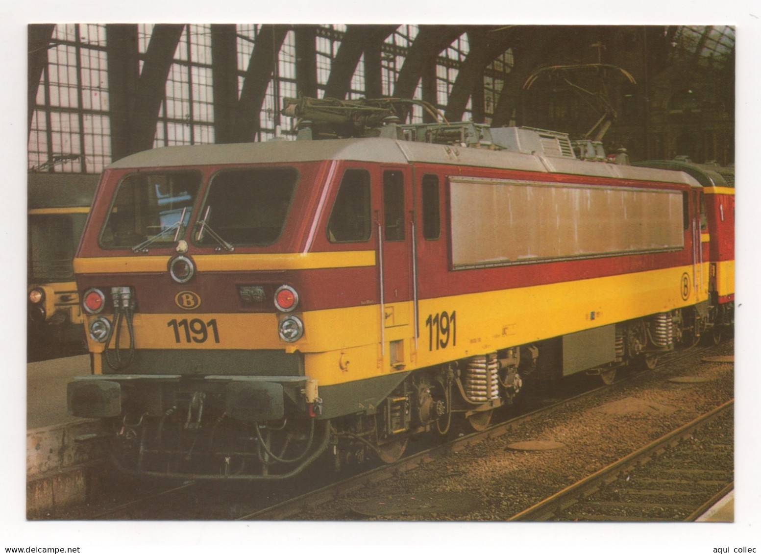 CHEMINS DE FER BELGES : LA BB 1191 BENELUX À ANVERS CENTRAL . JUIN 1986 - Trains