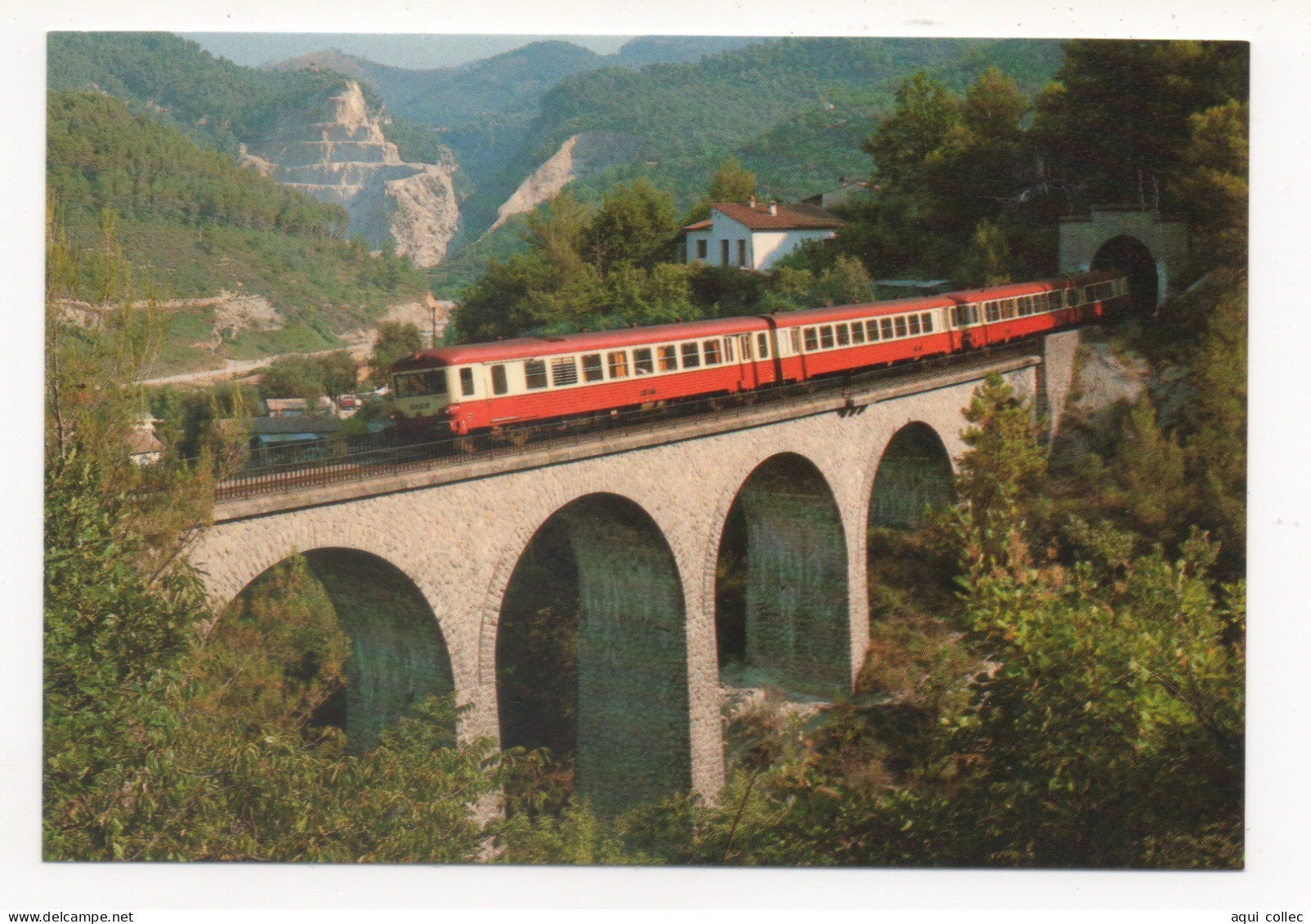 AUTORAILS X-4500 SUR LE VIADUC DU FAQUIN , PRÈS DE PEILLE . LIGNE NICE -   BREIL-SUR-ROYA. - Trains