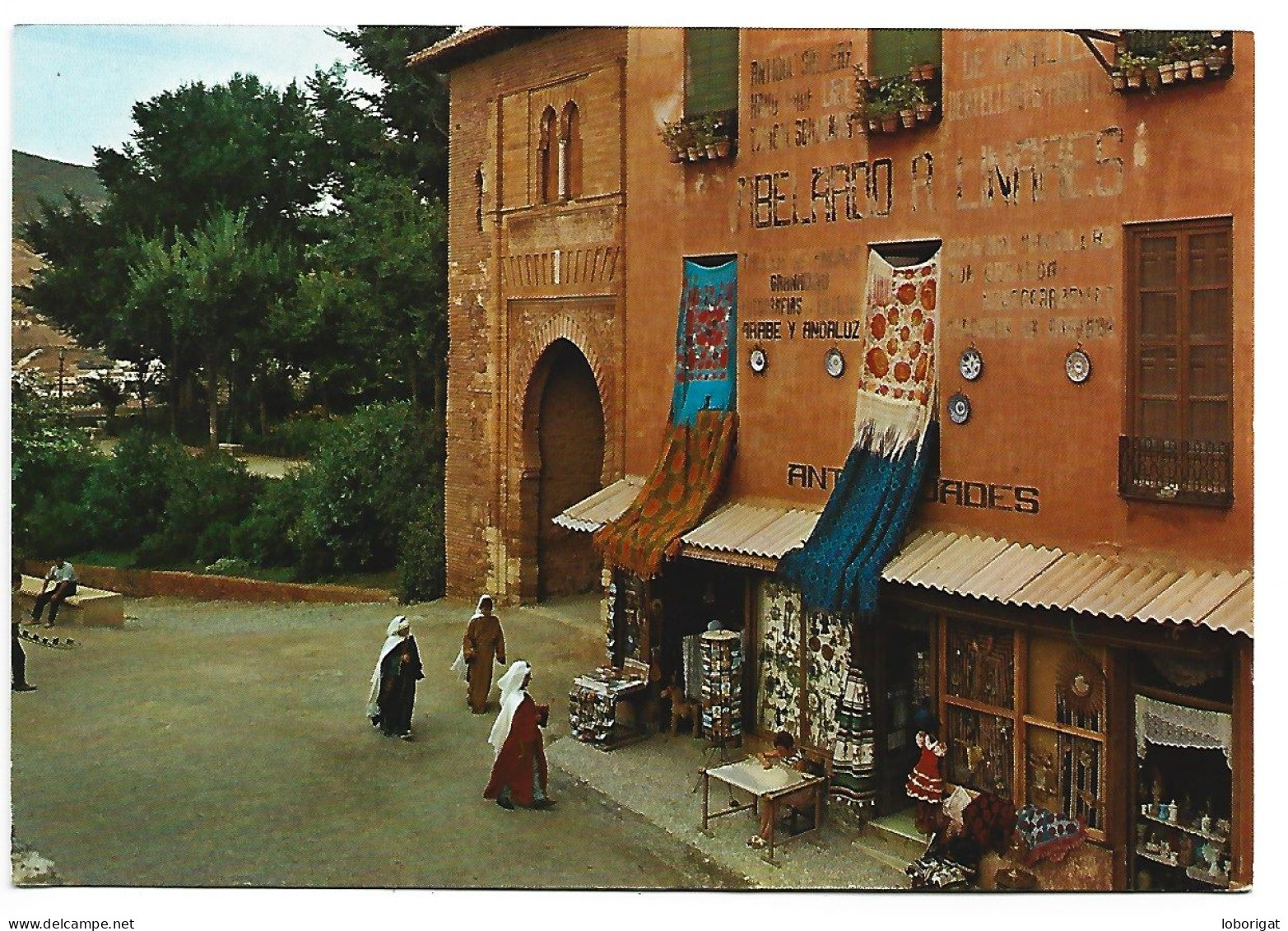 ANTIGUEDADES Y RECUERDOS EN LA ALHAMBRA / ANTIQUITY AND SOUVENIR OF THE ALHAMBRA.-  GRANADA.- ( ESPAÑA ) - Granada