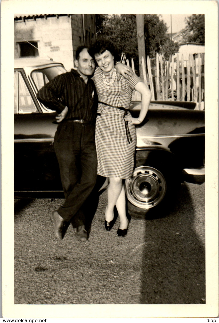 Photographie Photo Vintage Snapshot Amateur Automobile Voiture Couple Ombre  - Anonyme Personen