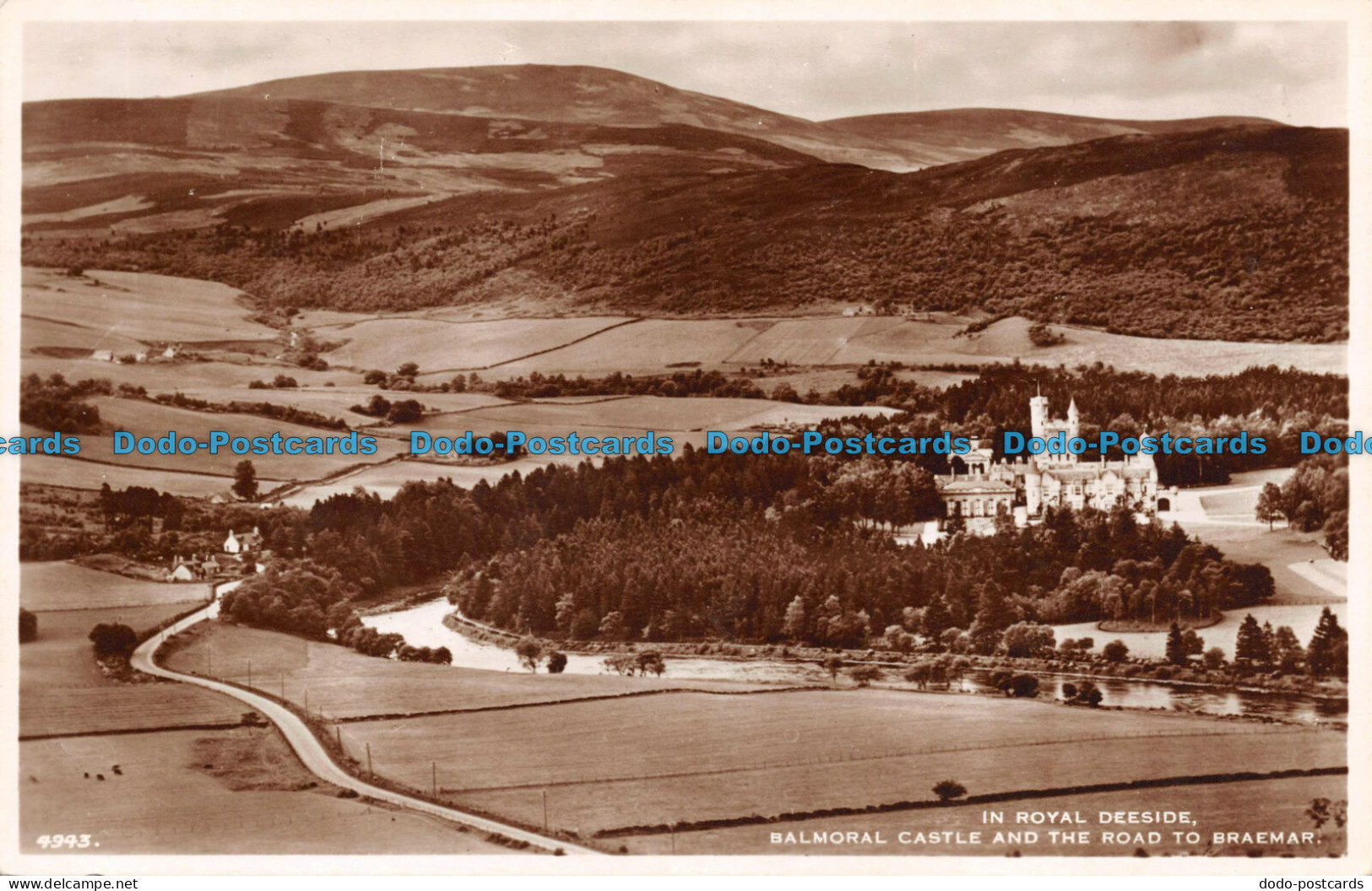 R109616 In Royal Deeside. Balmoral Castle And The Road To Braemar. White. Best O - Welt