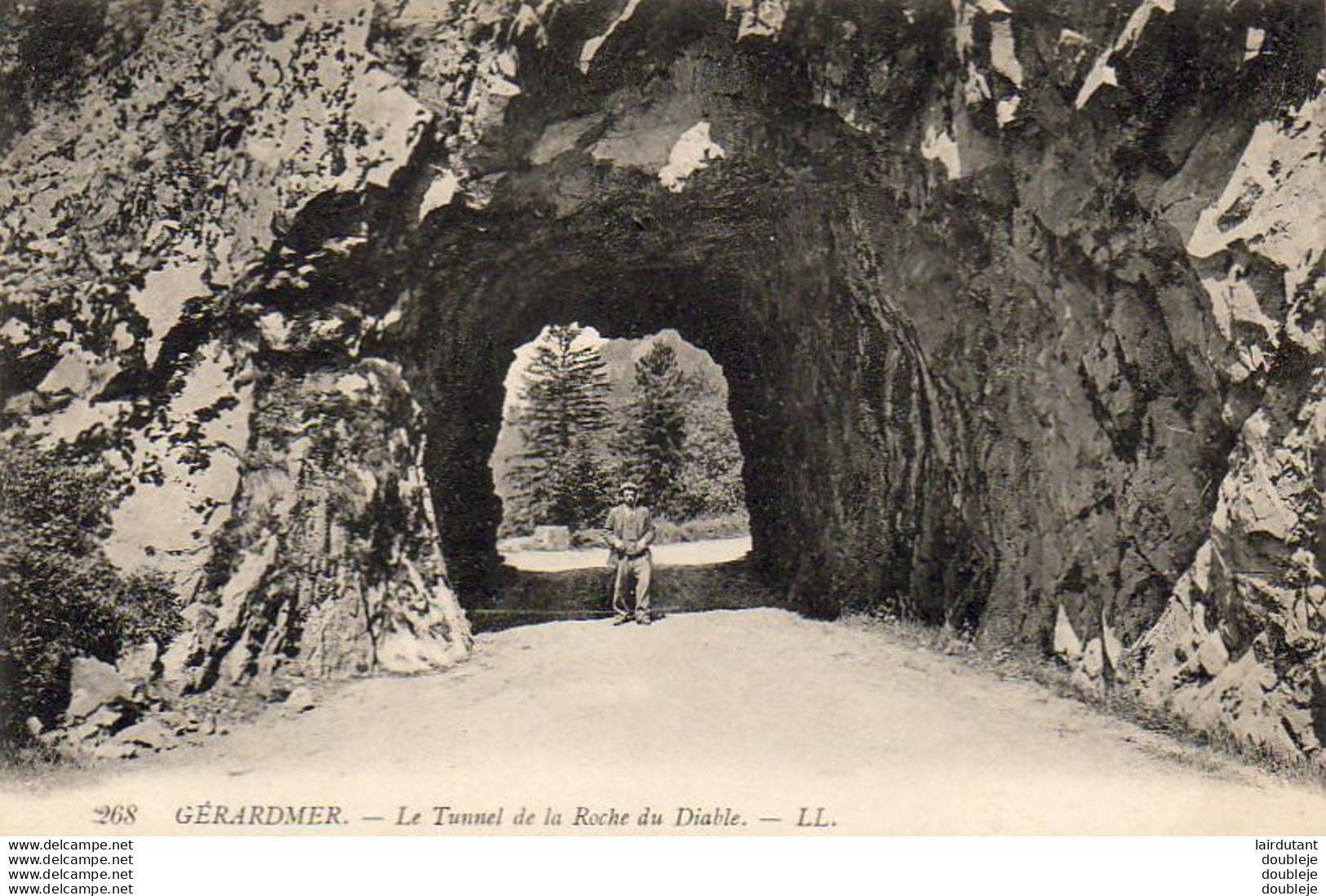 D88  GERARDMER  Le Tunnel De La Roche Du Diable  ...... - Gerardmer