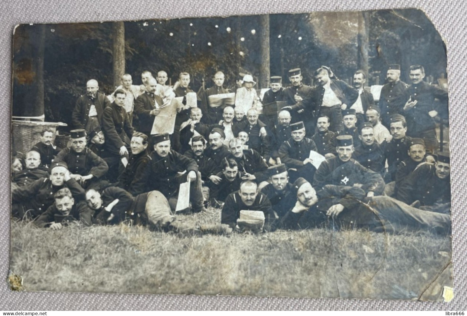1911 Groep Belgische Militairen - (Grenadiers, Musiciens)  Leopoldsburg -> Coosemans Jean, Neder-Over-Heembeek - 14x9 Cm - Guerre, Militaire