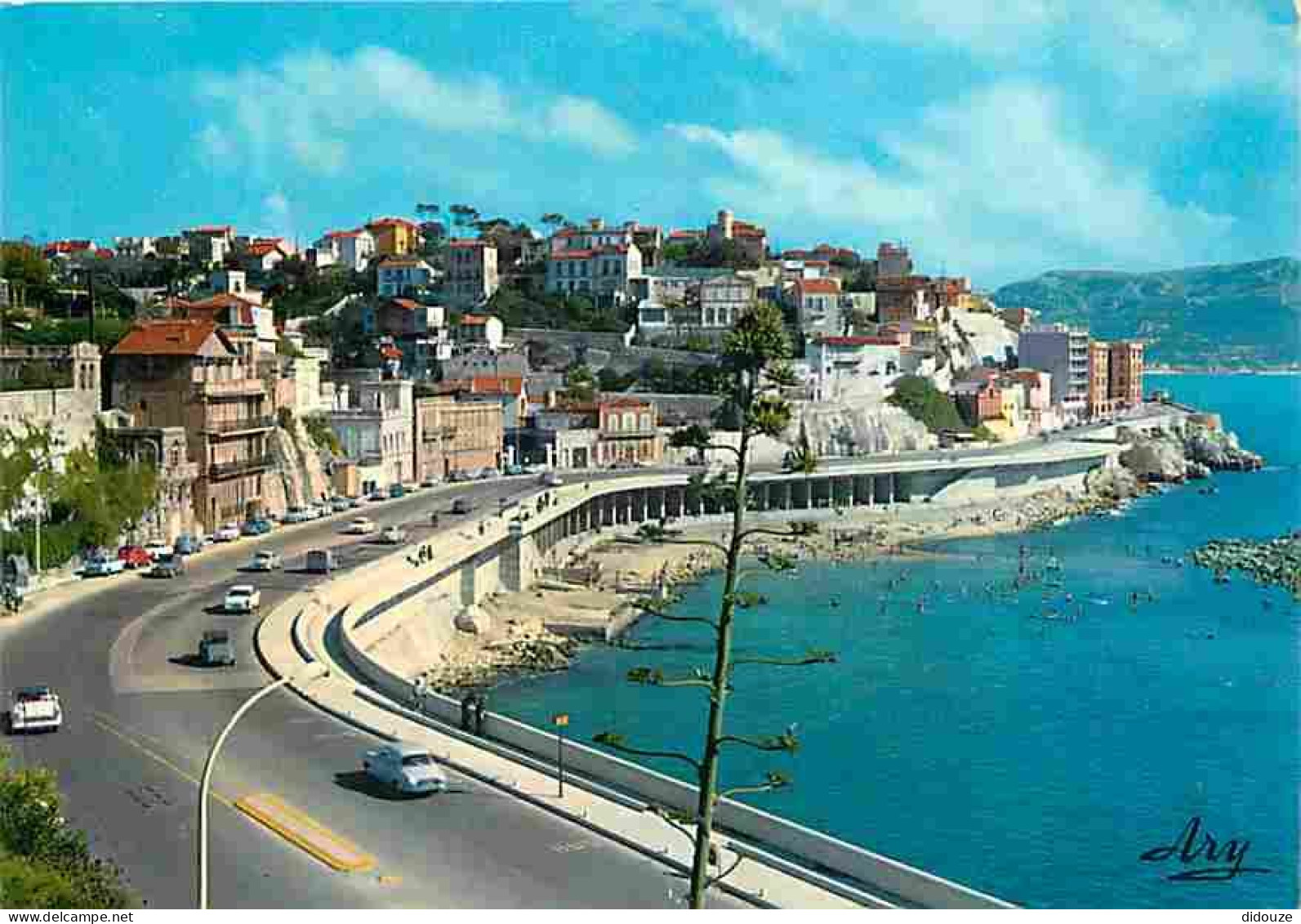 13 - Marseille - Promenade De La Corniche - Automobiles - CPM - Voir Scans Recto-Verso - Endoume, Roucas, Corniche, Stranden