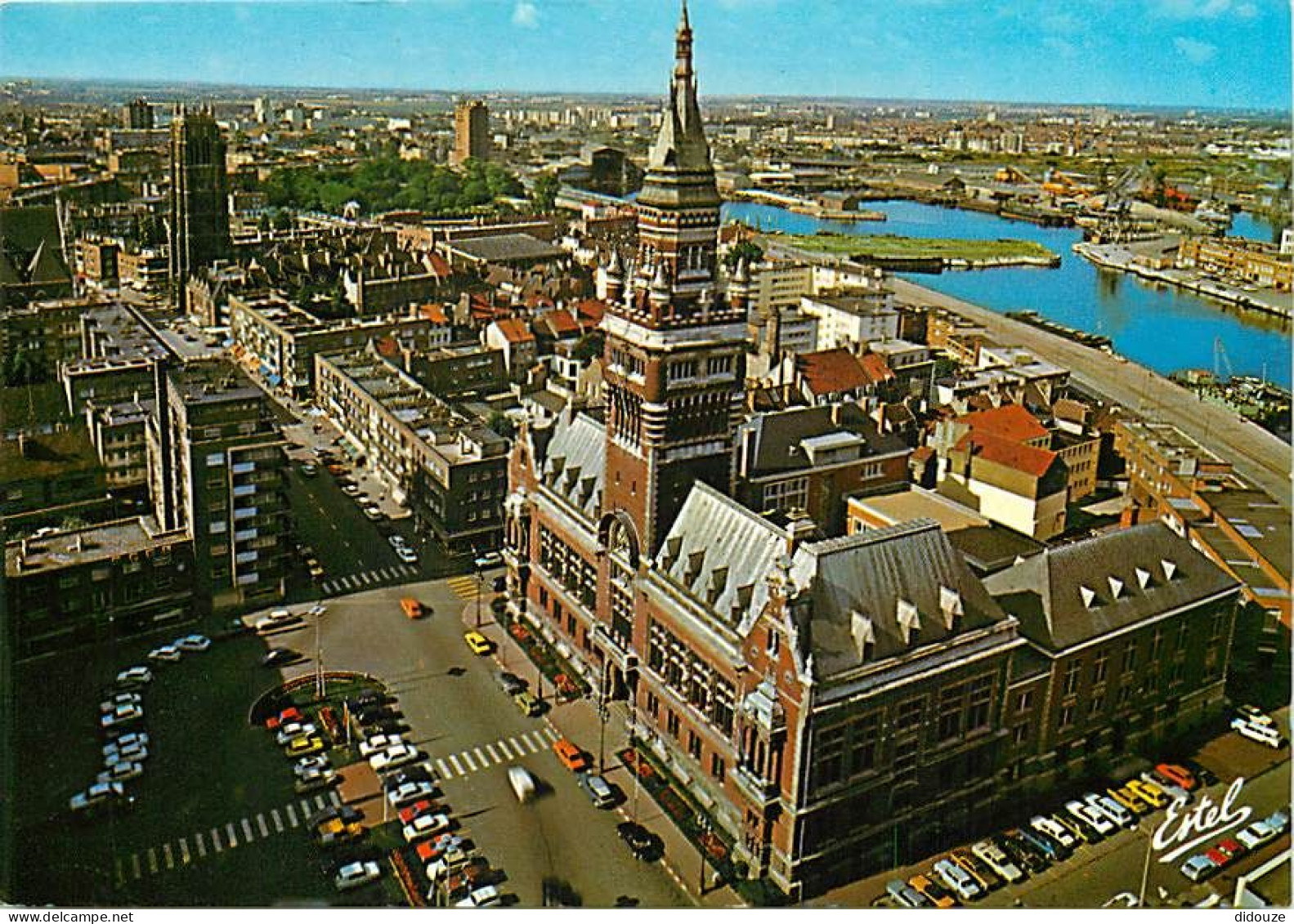 59 - Dunkerque - Vue Générale Aérienne - CPM - Voir Scans Recto-Verso - Dunkerque