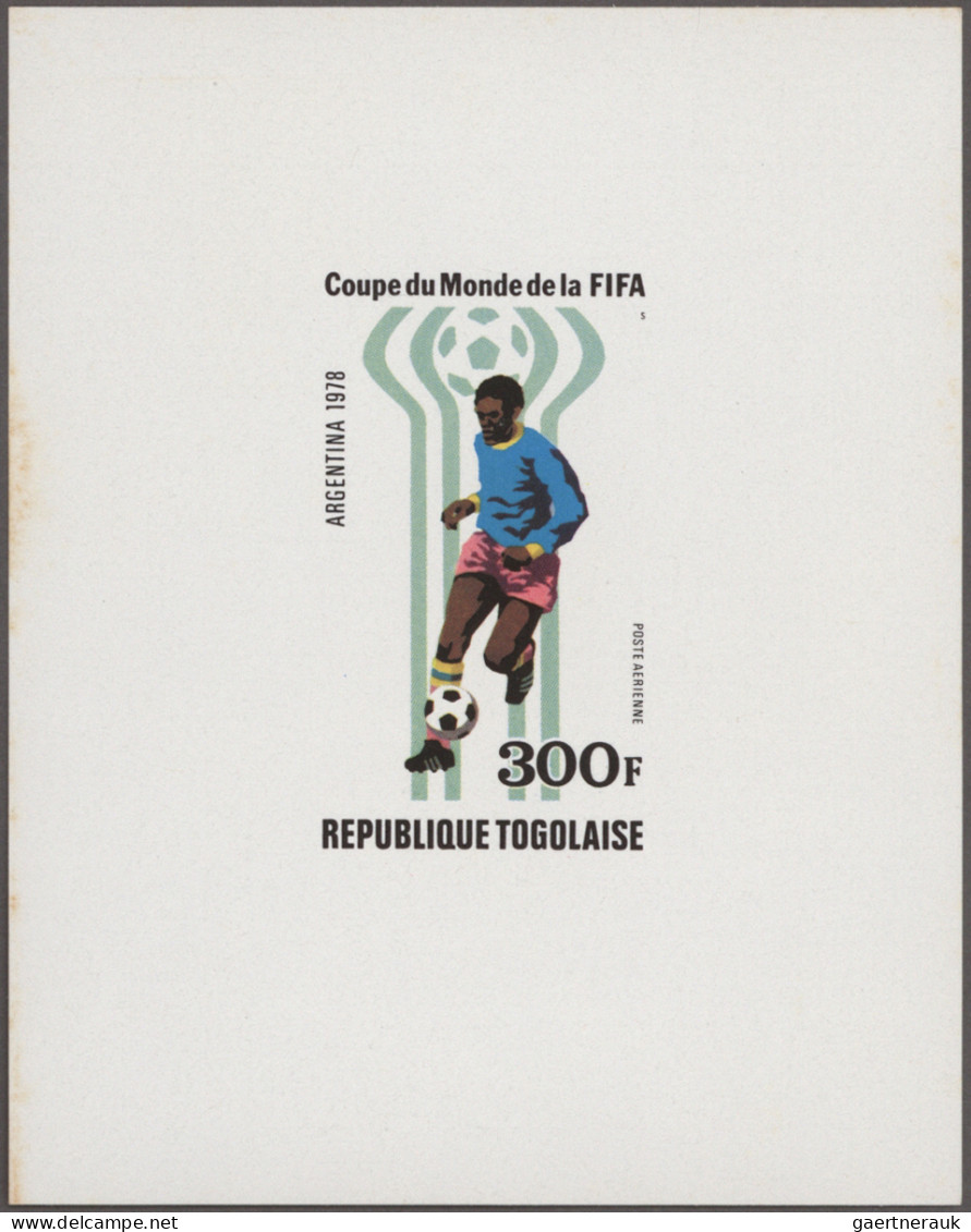 Thematics: Sport-soccer, Football: 1970/1982, Football World Cups, Collection Of - Autres & Non Classés