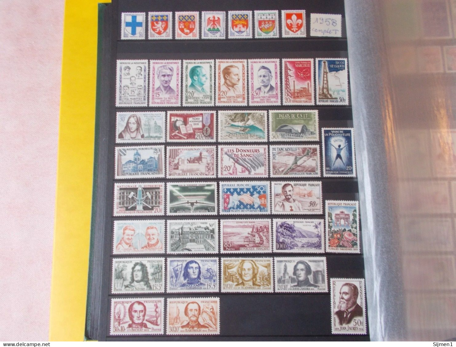 lot n° 482 FRANCE collection 1900 a 1959 dans un classeur neufs ** cote 6700 €