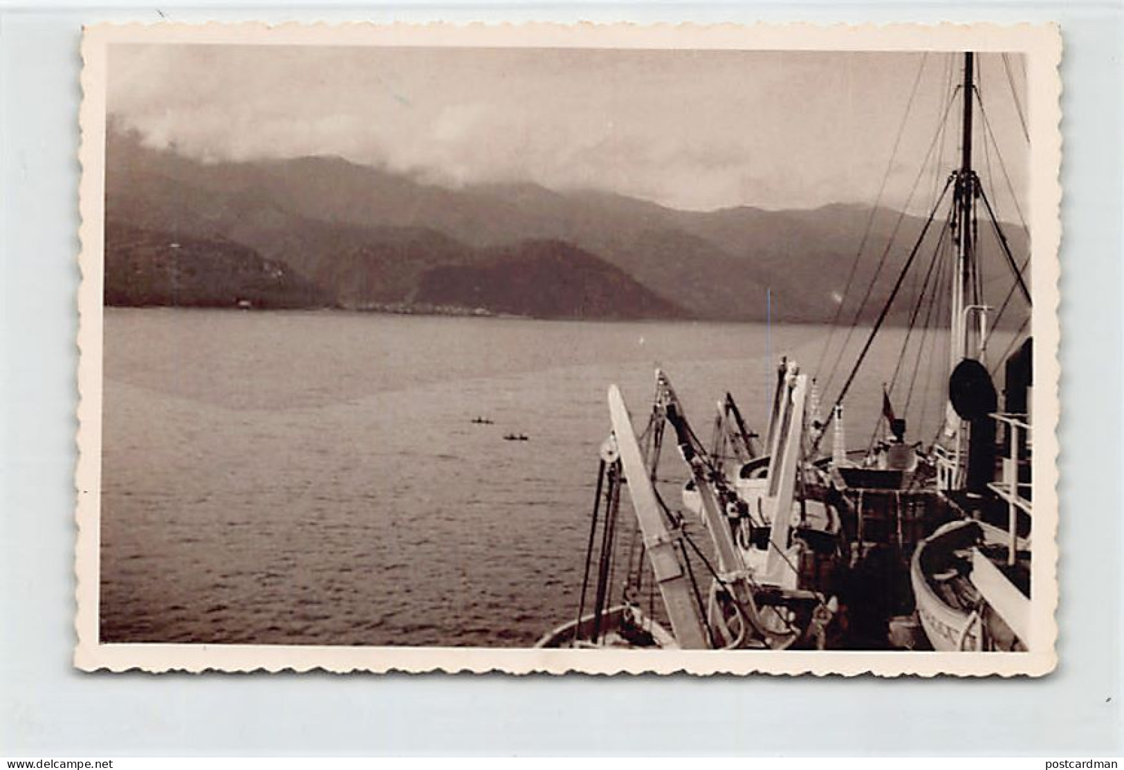 Comores - L'Explorateur Grandidier Devant La Grande-Comore, Octobre 1939 - CARTE PHOTO  - Comores