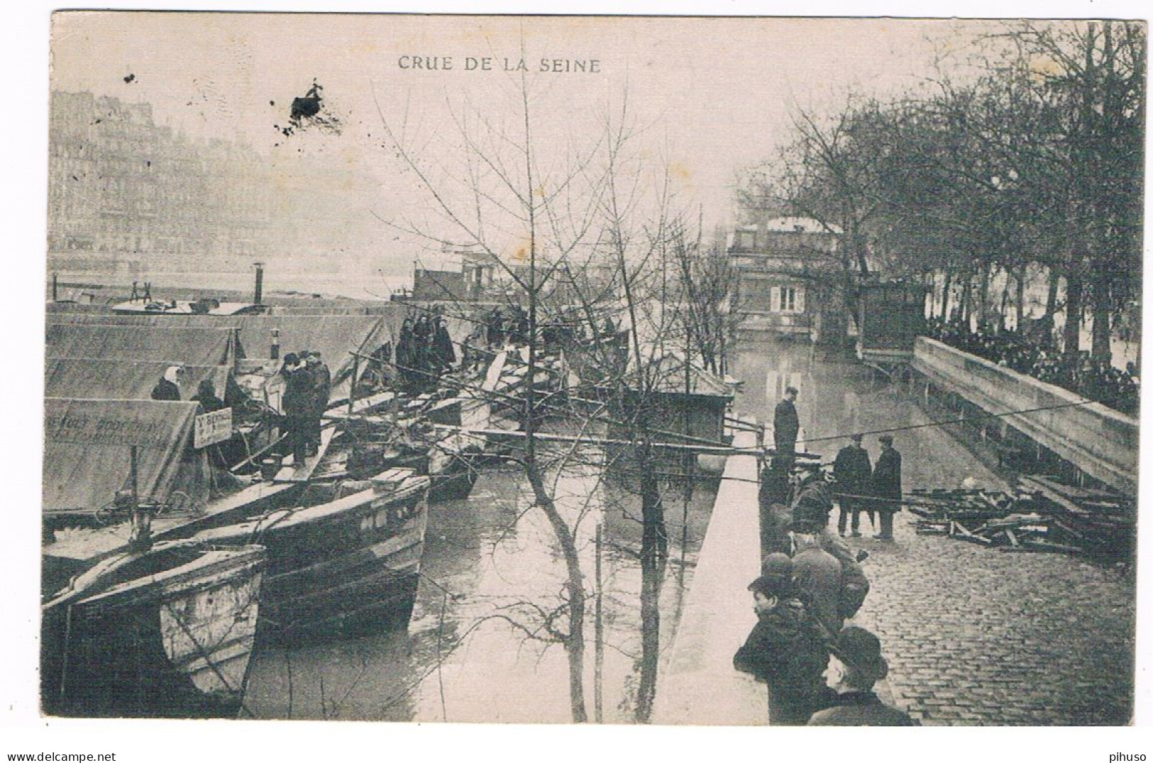 FR-5202  PARIS : Crue De La Seine - De Seine En Haar Oevers