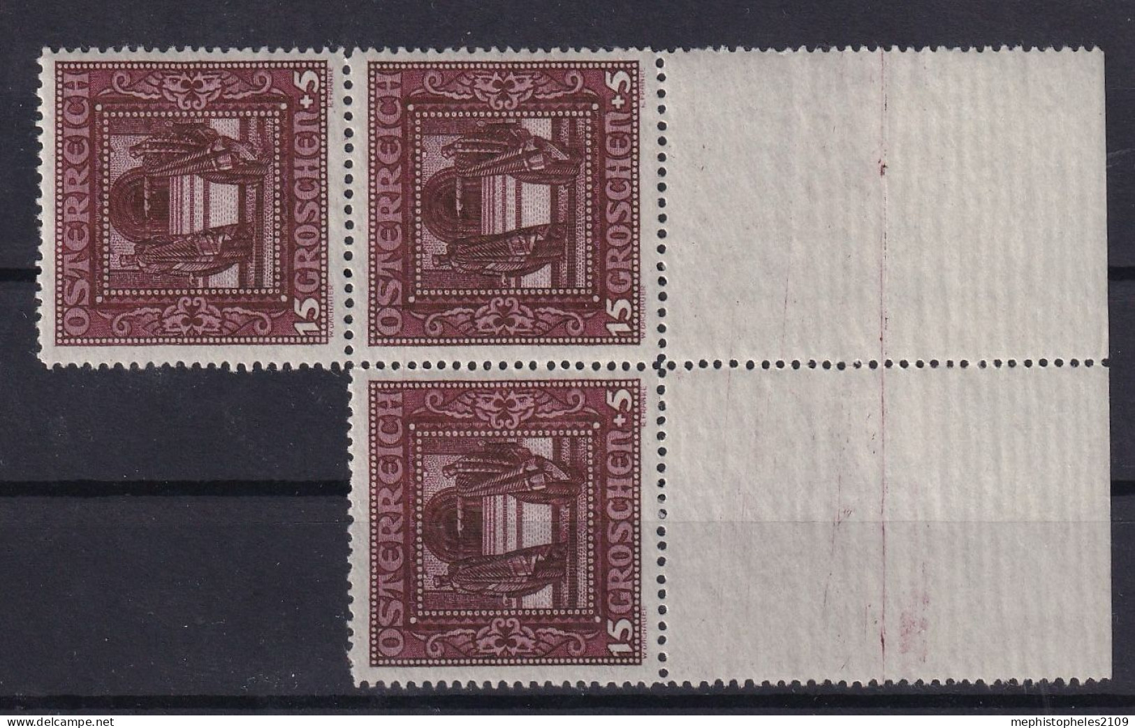 AUSTRIA 1926 - MNH - ANK 490B - Border Element Of 3 - Ungebraucht