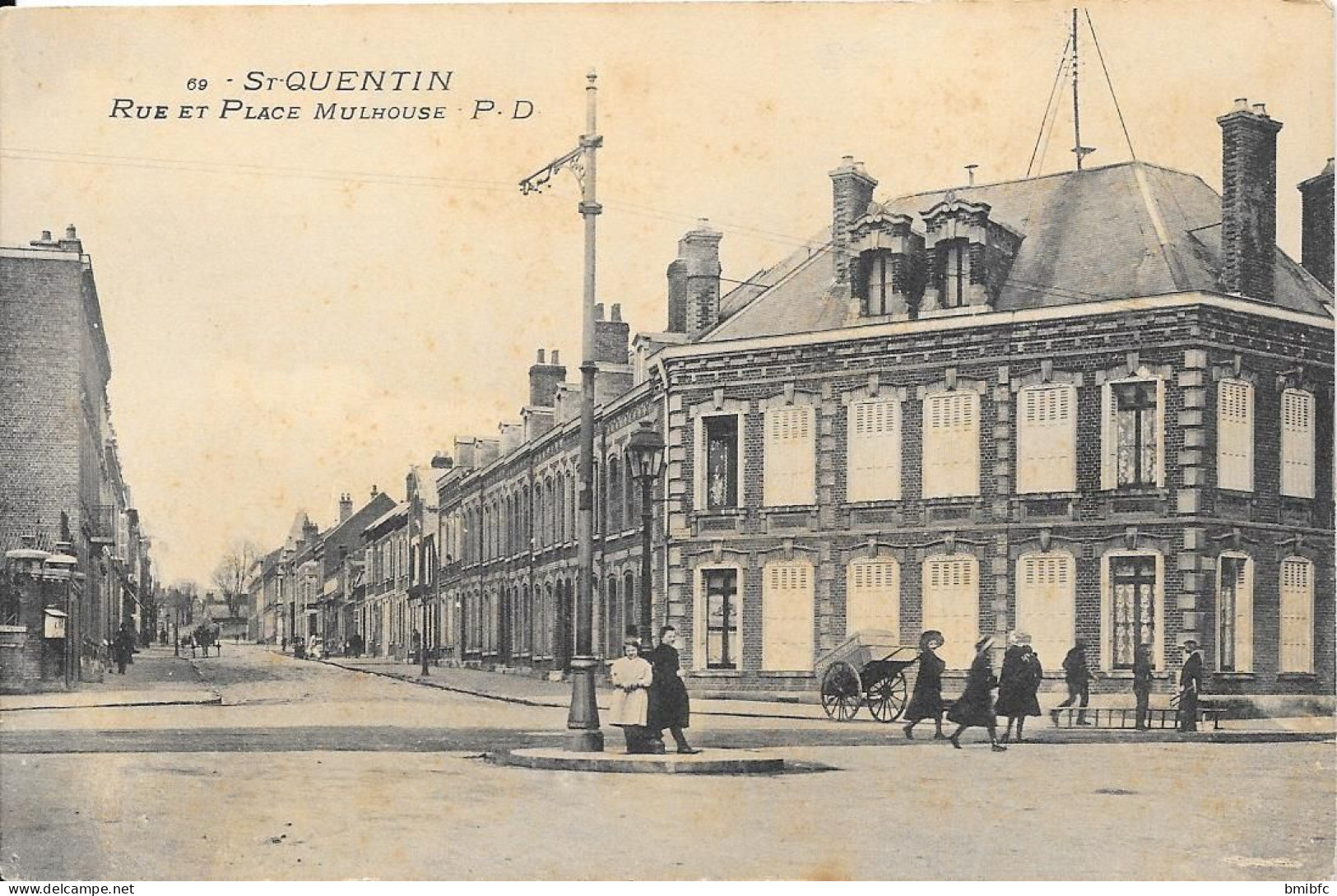 St QUENTIN - Rue Et Place Mulhouse - Saint Quentin