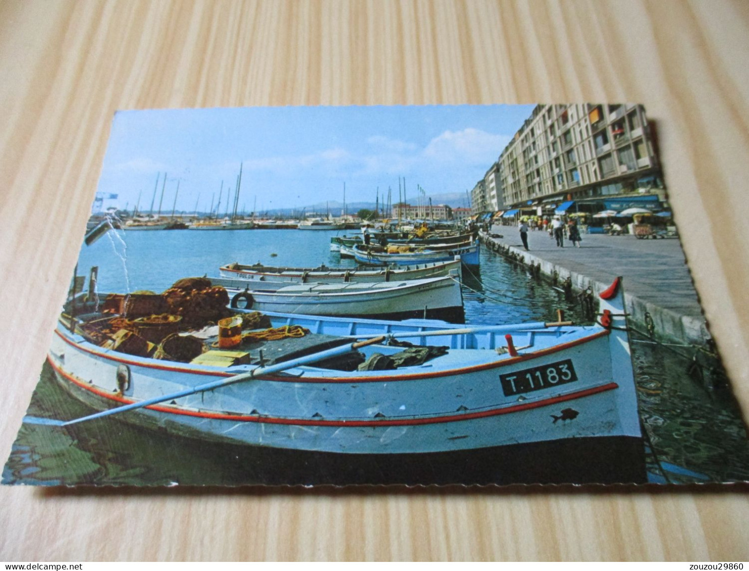 Toulon (83).Les Quais Et Les Bateaux De Pêche - Carte Animée. - Toulon