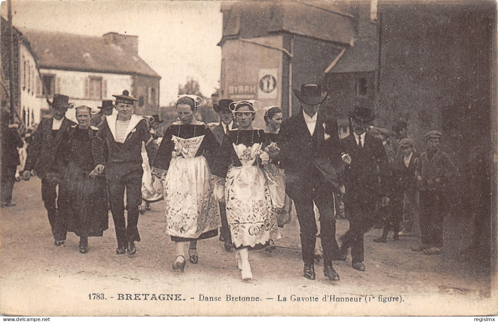 56-FOLKLORE DU MORBIHAN-DANSE BRETONNE-N°368-E/0207 - Andere & Zonder Classificatie